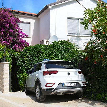 Apartments Antares Mali Lošinj Exterior foto