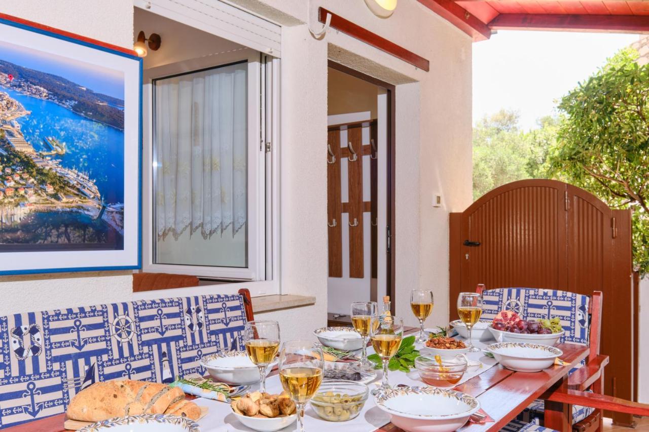 Apartments Antares Mali Lošinj Exterior foto